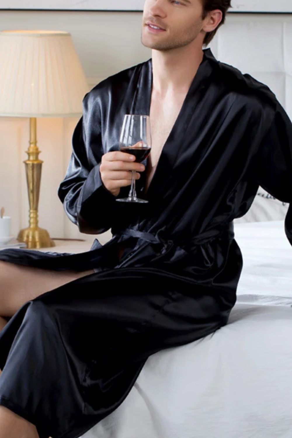 Peignoir Satin Noir - Élégance et Confort