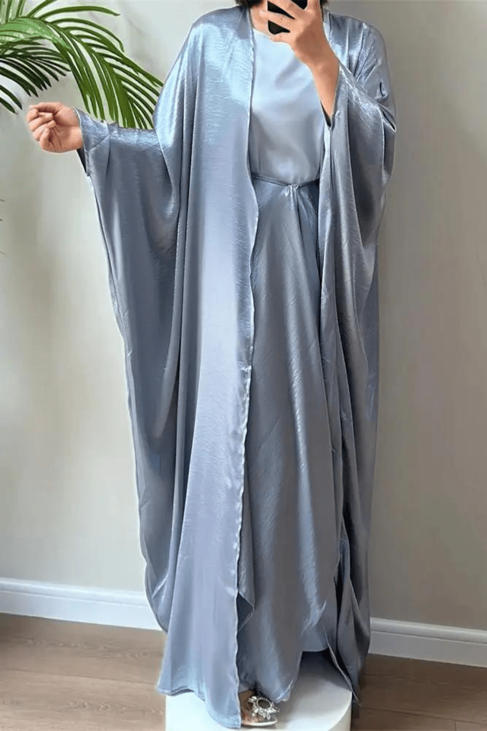 Cardigan Kimono Abaya en Satin | Élégance et Confort