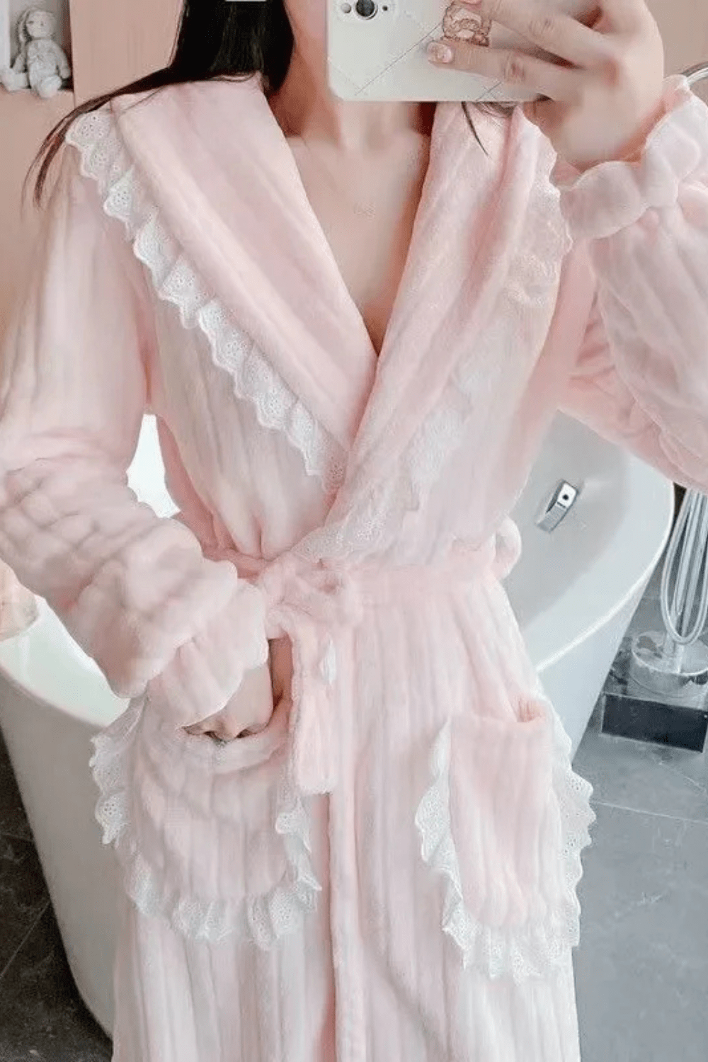 Peignoir Femme en Dentelle - Élégance et Confort