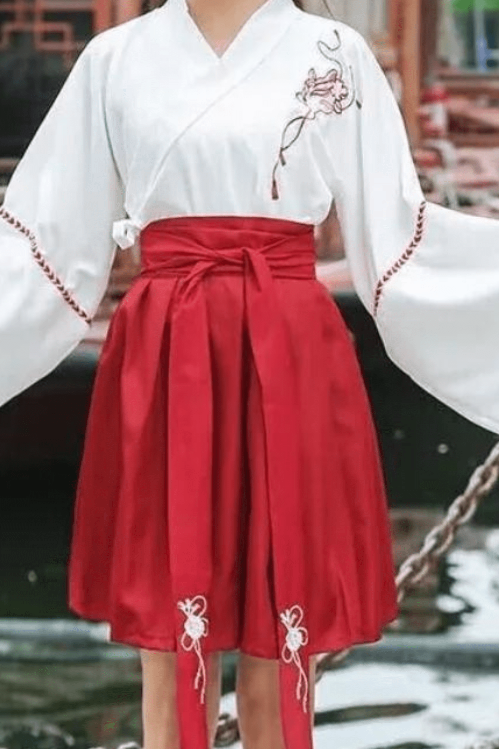 Robe Kimono Courte - Élégance et Confort